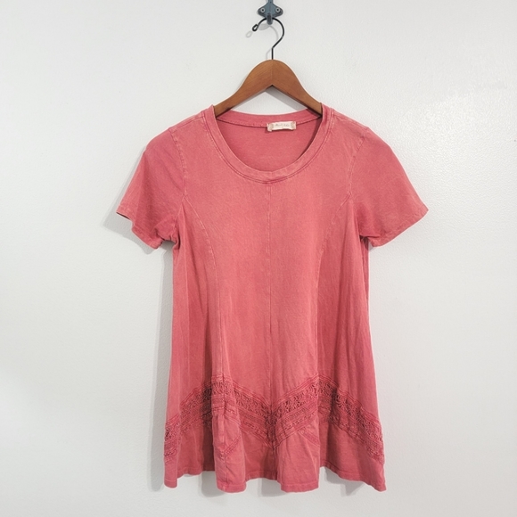 Altar'd State Tops - Altar'd State Salmon Colored Lace Detail Short Sleeve Top Size Small